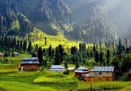 Amritsar to Kashmir Delight – Valley Views Included