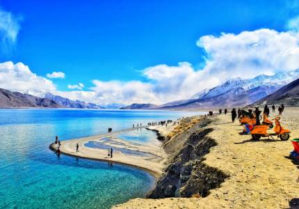 Leh Ladakh Taxi Rental Service